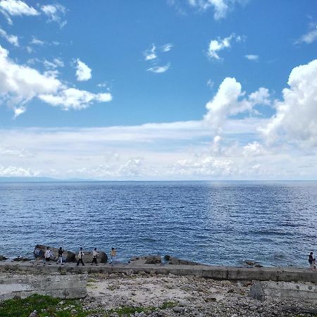Tip Of The Iceberg B&B Xiaoliuqiu Luaran gambar
