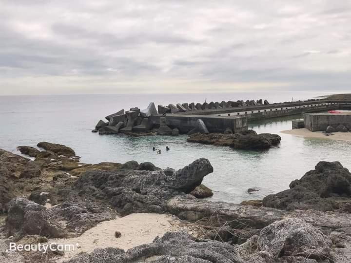 Tip Of The Iceberg B&B Xiaoliuqiu Luaran gambar